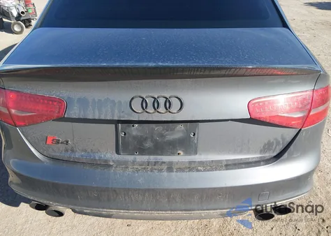 2013 Audi S4 3.0T Premium Plus z USA, uszkodzony, nr VIN WAUBGAFL8DA169725